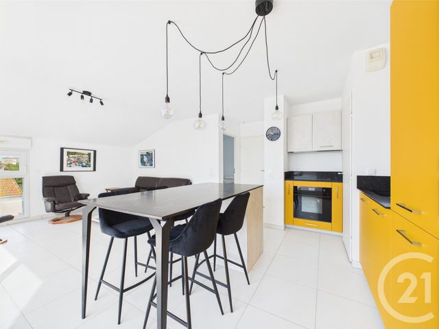 Afficher la photo en grand Appartement F2 à vendre - 2 pièces - 49.66 m2 - TOULON - 83 - PROVENCE-ALPES-COTE-D-AZUR - Century 21 Colbert Immobilier