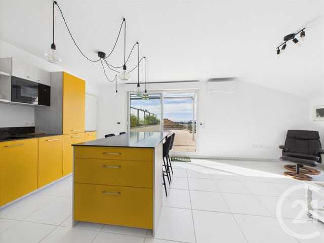 Afficher la photo en grand Appartement F2 à vendre - 2 pièces - 49.66 m2 - TOULON - 83 - PROVENCE-ALPES-COTE-D-AZUR - Century 21 Colbert Immobilier