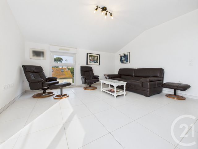 Afficher la photo en grand Appartement F2 à vendre - 2 pièces - 49.66 m2 - TOULON - 83 - PROVENCE-ALPES-COTE-D-AZUR - Century 21 Colbert Immobilier