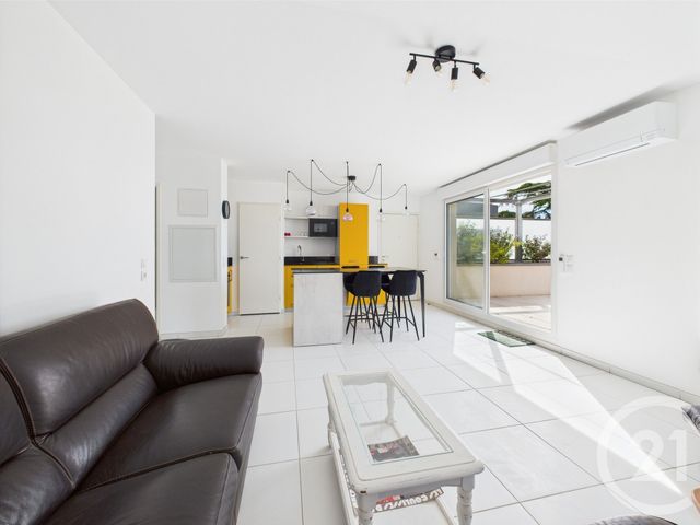 Afficher la photo en grand Appartement F2 à vendre - 2 pièces - 49.66 m2 - TOULON - 83 - PROVENCE-ALPES-COTE-D-AZUR - Century 21 Colbert Immobilier