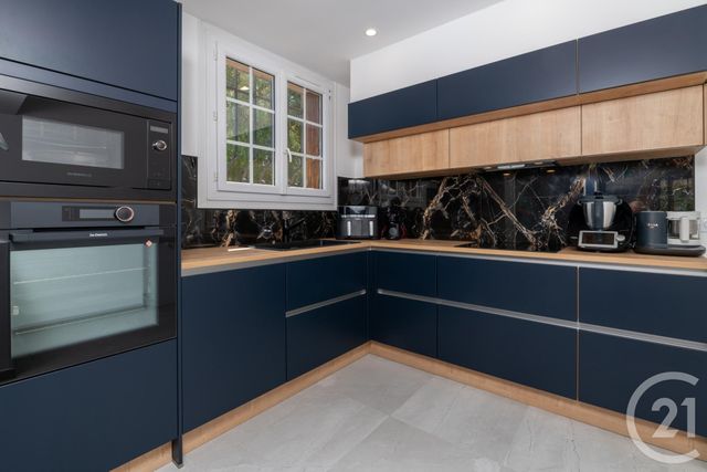 maison à vendre - 6 pièces - 191.95 m2 - LA VALETTE DU VAR - 83 - PROVENCE-ALPES-COTE-D-AZUR - Century 21 Colbert Immobilier