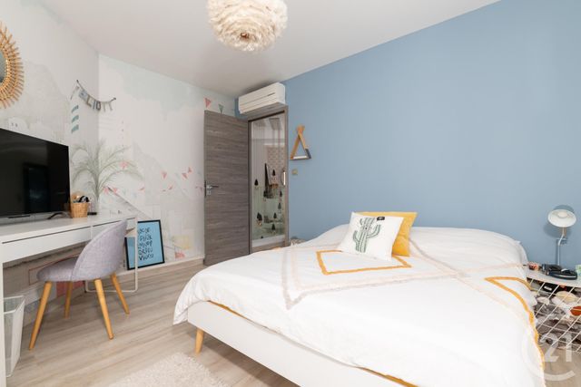 Afficher la photo en grand maison à vendre - 6 pièces - 190.03 m2 - LA FARLEDE - 83 - PROVENCE-ALPES-COTE-D-AZUR - Century 21 Colbert Immobilier