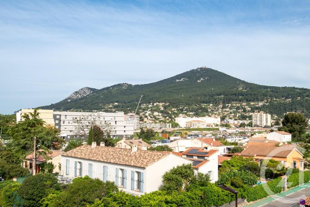 Appartement T3 à vendre - 3 pièces - 54.0 m2 - LA VALETTE DU VAR - 83 - PROVENCE-ALPES-COTE-D-AZUR - Century 21 Colbert Immobilier