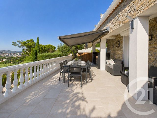 maison - TOULON - 83