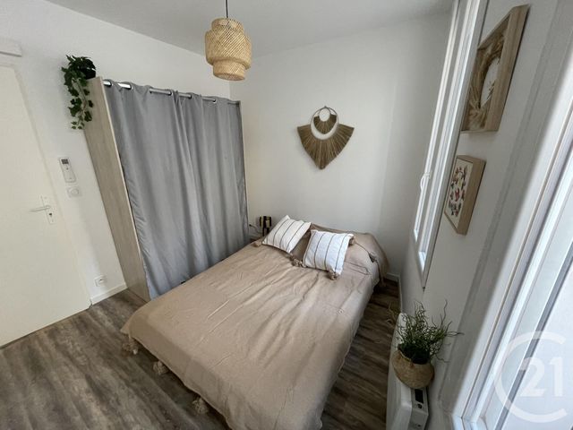 Appartement T3 à louer - 3 pièces - 49.98 m2 - TOULON - 83 - PROVENCE-ALPES-COTE-D-AZUR - Century 21 Colbert Immobilier