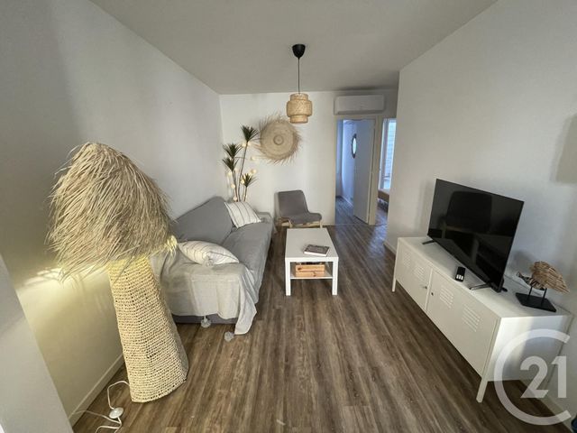 Appartement T3 à louer - 3 pièces - 49.98 m2 - TOULON - 83 - PROVENCE-ALPES-COTE-D-AZUR - Century 21 Colbert Immobilier