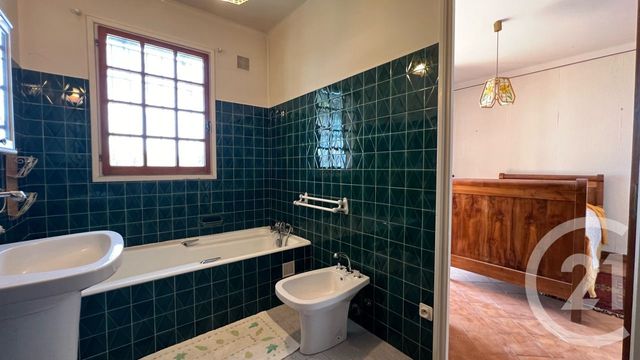 maison à vendre - 7 pièces - 195.0 m2 - LA VALETTE DU VAR - 83 - PROVENCE-ALPES-COTE-D-AZUR - Century 21 Colbert Immobilier