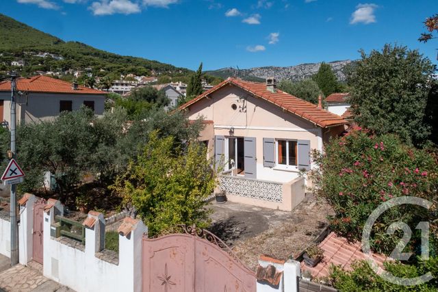 maison - TOULON - 83