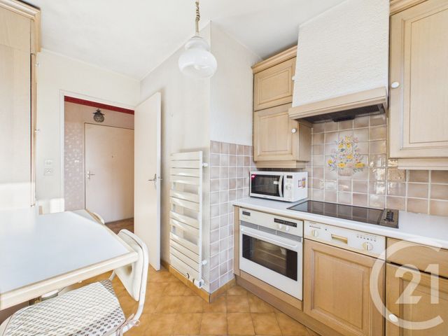 Appartement F3 à vendre - 3 pièces - 66.4 m2 - TOULON - 83 - PROVENCE-ALPES-COTE-D-AZUR - Century 21 Colbert Immobilier