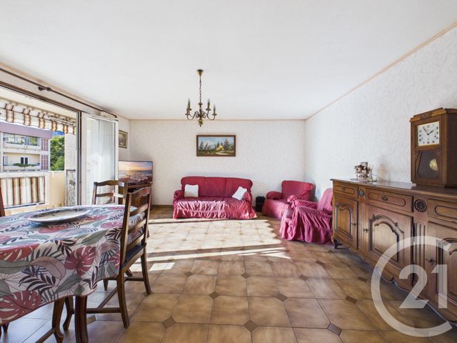 Appartement F3 à vendre - 3 pièces - 66.4 m2 - TOULON - 83 - PROVENCE-ALPES-COTE-D-AZUR - Century 21 Colbert Immobilier
