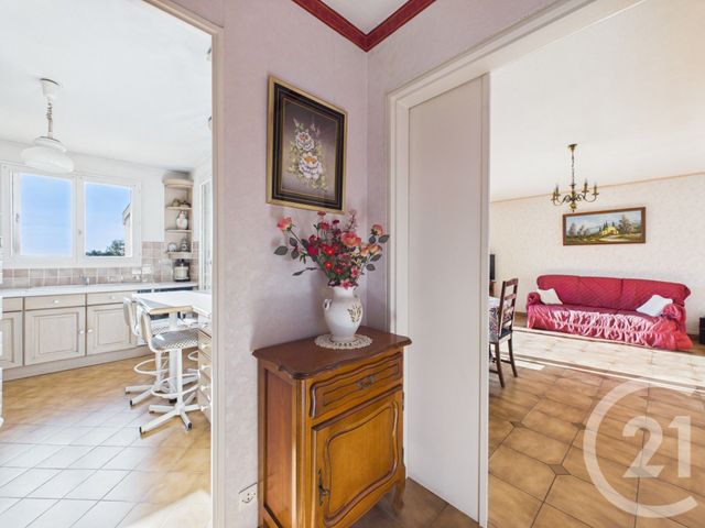 Appartement F3 à vendre - 3 pièces - 66.4 m2 - TOULON - 83 - PROVENCE-ALPES-COTE-D-AZUR - Century 21 Colbert Immobilier
