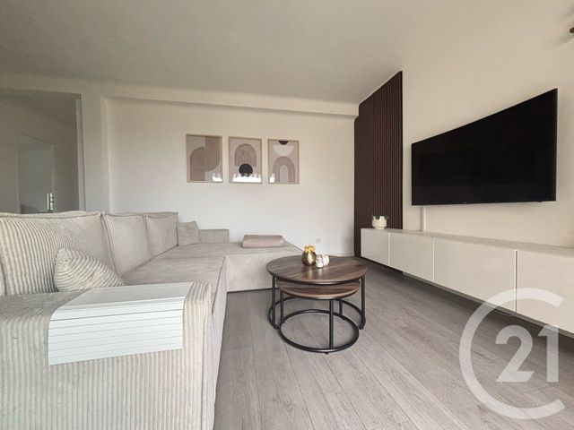 Appartement T3 à vendre - 3 pièces - 69.48 m2 - TOULON - 83 - PROVENCE-ALPES-COTE-D-AZUR - Century 21 Colbert Immobilier