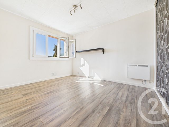 Appartement T4 à vendre - 4 pièces - 78.64 m2 - LA GARDE - 83 - PROVENCE-ALPES-COTE-D-AZUR - Century 21 Colbert Immobilier