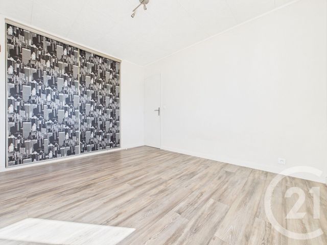 Appartement T4 à vendre - 4 pièces - 78.64 m2 - LA GARDE - 83 - PROVENCE-ALPES-COTE-D-AZUR - Century 21 Colbert Immobilier