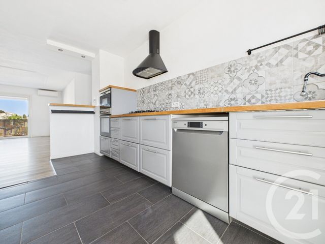 Appartement T4 à vendre - 4 pièces - 78.64 m2 - LA GARDE - 83 - PROVENCE-ALPES-COTE-D-AZUR - Century 21 Colbert Immobilier