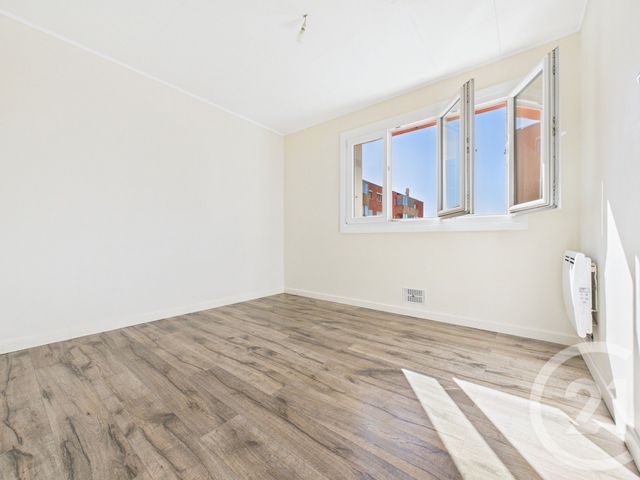 Appartement T4 à vendre - 4 pièces - 78.64 m2 - LA GARDE - 83 - PROVENCE-ALPES-COTE-D-AZUR - Century 21 Colbert Immobilier