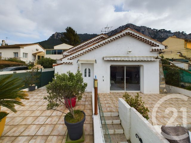 maison - TOULON - 83