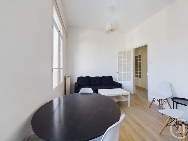 Appartement T3 à vendre - 3 pièces - 51.68 m2 - TOULON - 83 - PROVENCE-ALPES-COTE-D-AZUR - Century 21 Colbert Immobilier