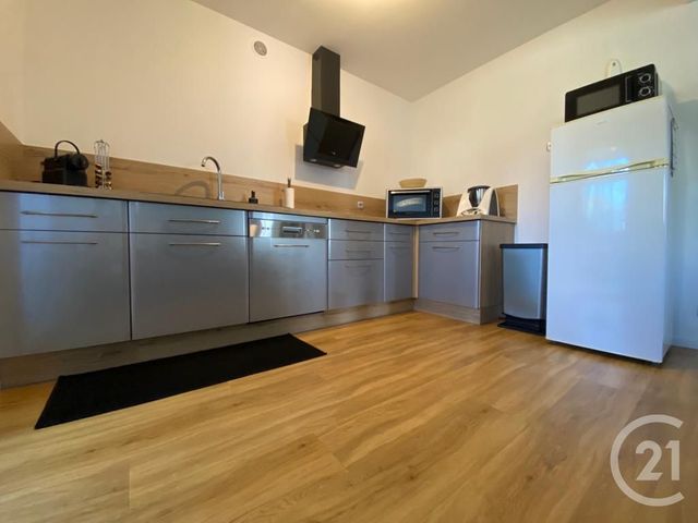 Afficher la photo en grand Appartement T3 à vendre - 3 pièces - 65.63 m2 - LA VALETTE DU VAR - 83 - PROVENCE-ALPES-COTE-D-AZUR - Century 21 Colbert Immobilier