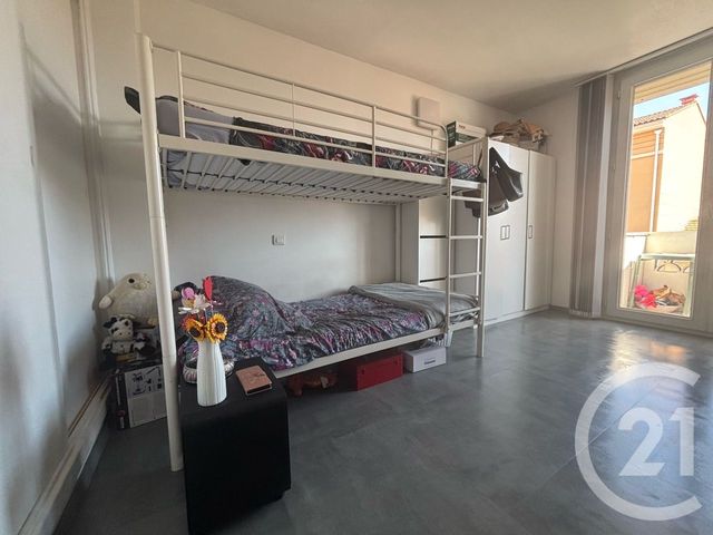 Afficher la photo en grand Appartement T4 à vendre - 4 pièces - 73.92 m2 - TOULON - 83 - PROVENCE-ALPES-COTE-D-AZUR - Century 21 Colbert Immobilier