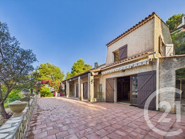 maison à vendre - 6 pièces - 152.08 m2 - LA VALETTE DU VAR - 83 - PROVENCE-ALPES-COTE-D-AZUR - Century 21 Colbert Immobilier