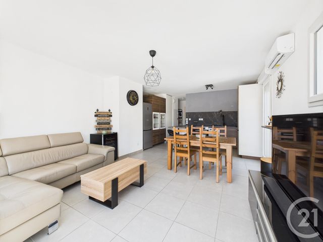 Appartement T3 à vendre - 3 pièces - 66.08 m2 - TOULON - 83 - PROVENCE-ALPES-COTE-D-AZUR - Century 21 Colbert Immobilier