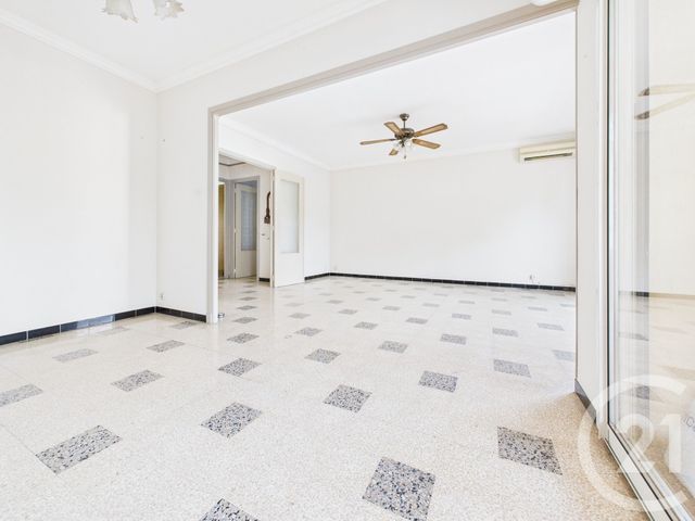 Appartement T4 à vendre - 4 pièces - 76.24 m2 - LA VALETTE DU VAR - 83 - PROVENCE-ALPES-COTE-D-AZUR - Century 21 Colbert Immobilier