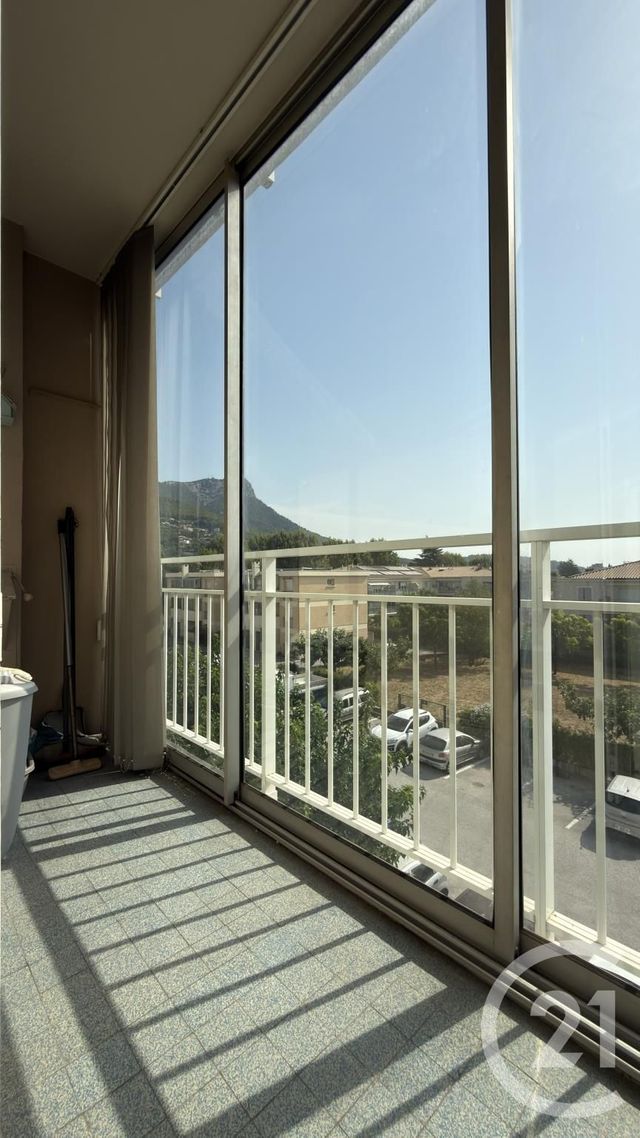 Appartement T3 à vendre - 3 pièces - 55.91 m2 - LA VALETTE DU VAR - 83 - PROVENCE-ALPES-COTE-D-AZUR - Century 21 Colbert Immobilier