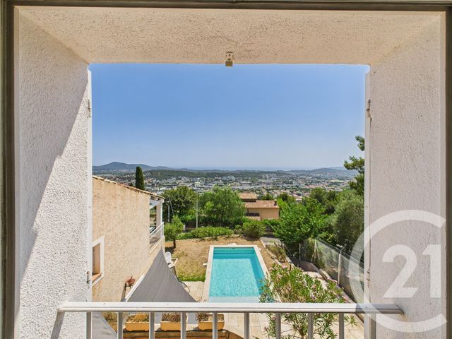 maison à louer - 5 pièces - 197.0 m2 - LA VALETTE DU VAR - 83 - PROVENCE-ALPES-COTE-D-AZUR - Century 21 Colbert Immobilier