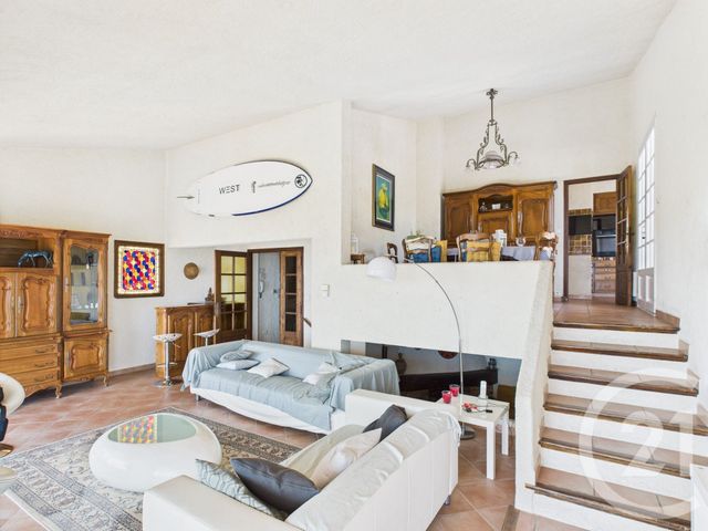 maison à louer - 5 pièces - 197.0 m2 - LA VALETTE DU VAR - 83 - PROVENCE-ALPES-COTE-D-AZUR - Century 21 Colbert Immobilier