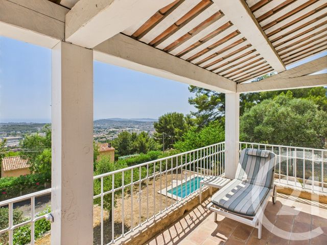 maison à louer - 5 pièces - 197.0 m2 - LA VALETTE DU VAR - 83 - PROVENCE-ALPES-COTE-D-AZUR - Century 21 Colbert Immobilier