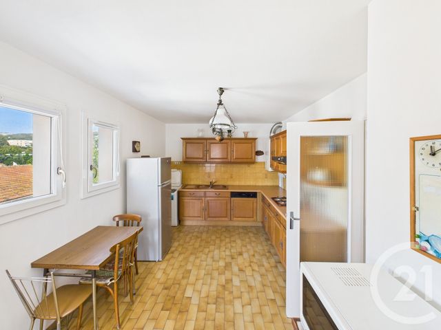 Appartement F3 à vendre - 3 pièces - 68.24 m2 - LA VALETTE DU VAR - 83 - PROVENCE-ALPES-COTE-D-AZUR - Century 21 Colbert Immobilier