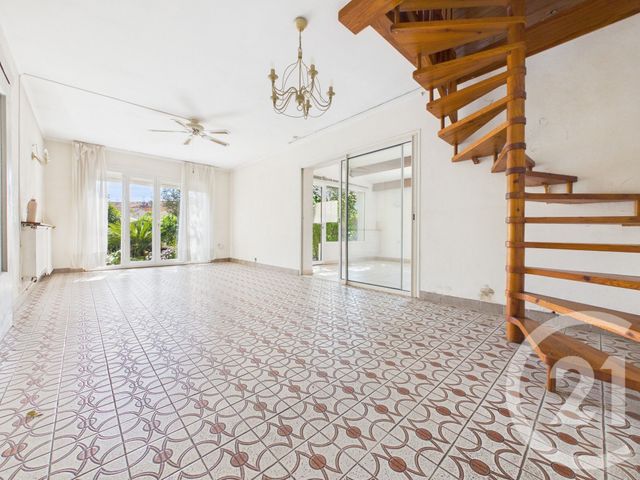 maison à vendre - 5 pièces - 153.55 m2 - LA CRAU - 83 - PROVENCE-ALPES-COTE-D-AZUR - Century 21 Colbert Immobilier