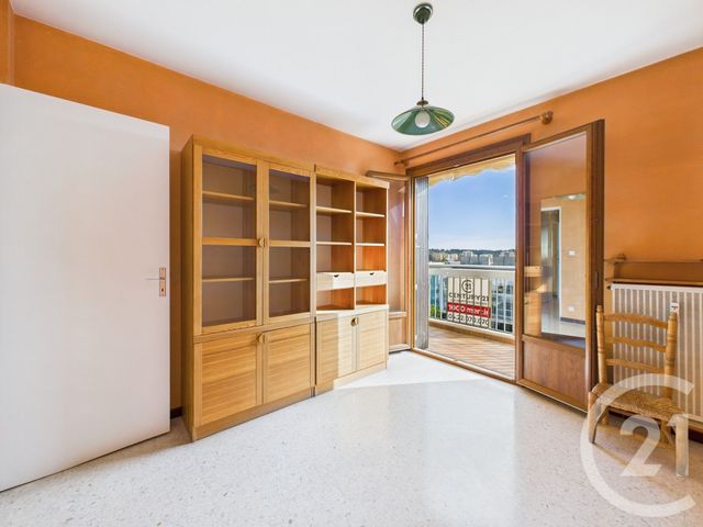 Appartement F5 à vendre - 5 pièces - 94.4 m2 - LA VALETTE DU VAR - 83 - PROVENCE-ALPES-COTE-D-AZUR - Century 21 Colbert Immobilier