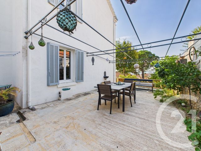 Afficher la photo en grand maison à vendre - 8 pièces - 99.13 m2 - TOULON - 83 - PROVENCE-ALPES-COTE-D-AZUR - Century 21 Colbert Immobilier