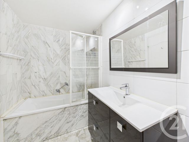 Appartement T4 à vendre - 4 pièces - 89.62 m2 - TOULON - 83 - PROVENCE-ALPES-COTE-D-AZUR - Century 21 Colbert Immobilier