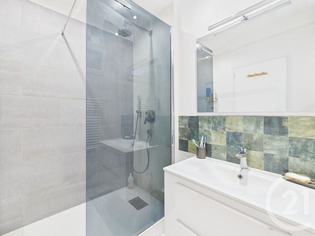 Appartement F3 à vendre - 3 pièces - 68.94 m2 - LA VALETTE DU VAR - 83 - PROVENCE-ALPES-COTE-D-AZUR - Century 21 Colbert Immobilier