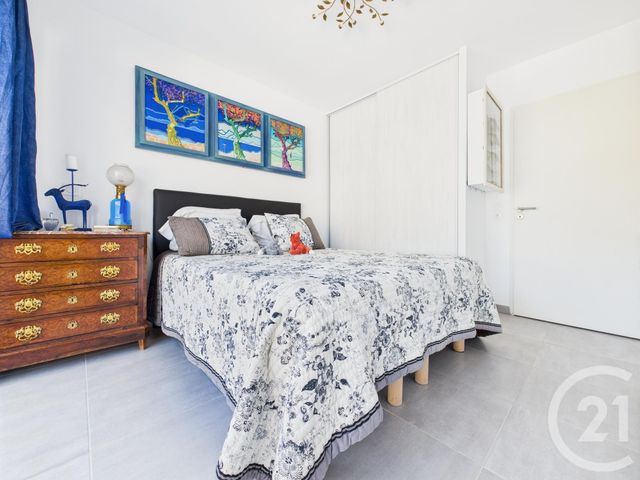 Afficher la photo en grand Appartement T4 à vendre - 4 pièces - 76.35 m2 - TOULON - 83 - PROVENCE-ALPES-COTE-D-AZUR - Century 21 Colbert Immobilier