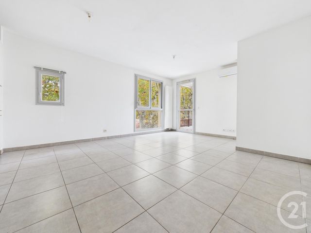 Appartement T2 à vendre - 2 pièces - 45.24 m2 - LA VALETTE DU VAR - 83 - PROVENCE-ALPES-COTE-D-AZUR - Century 21 Colbert Immobilier