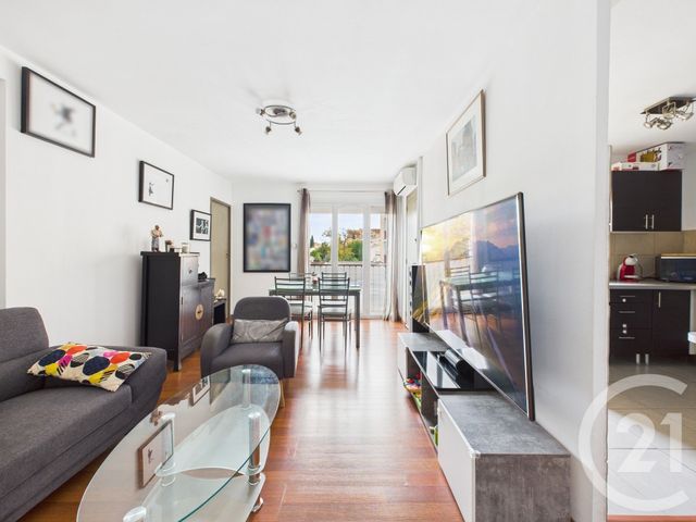 Appartement T4 à vendre - 4 pièces - 76.69 m2 - LA VALETTE DU VAR - 83 - PROVENCE-ALPES-COTE-D-AZUR - Century 21 Colbert Immobilier