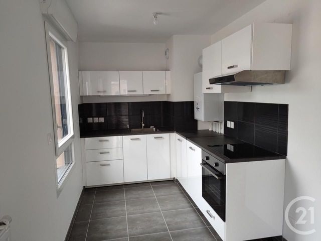 Appartement F2 à louer - 2 pièces - 50.28 m2 - CUERS - 83 - PROVENCE-ALPES-COTE-D-AZUR - Century 21 Colbert Immobilier