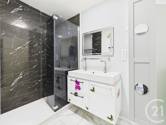 Appartement T4 à vendre - 4 pièces - 77.91 m2 - LA VALETTE DU VAR - 83 - PROVENCE-ALPES-COTE-D-AZUR - Century 21 Colbert Immobilier