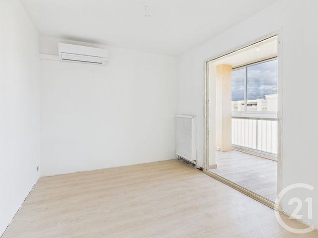 Appartement T4 à vendre - 4 pièces - 77.91 m2 - LA VALETTE DU VAR - 83 - PROVENCE-ALPES-COTE-D-AZUR - Century 21 Colbert Immobilier