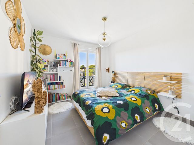 Appartement T3 à vendre - 3 pièces - 60.14 m2 - TOULON - 83 - PROVENCE-ALPES-COTE-D-AZUR - Century 21 Colbert Immobilier