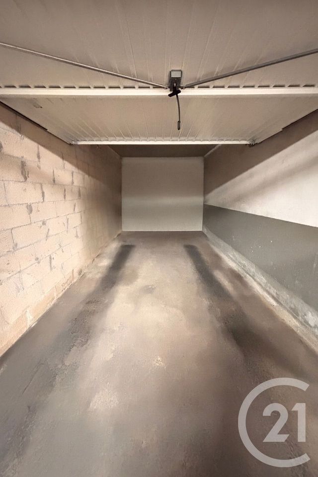 Appartement T3 à vendre - 3 pièces - 60.14 m2 - TOULON - 83 - PROVENCE-ALPES-COTE-D-AZUR - Century 21 Colbert Immobilier