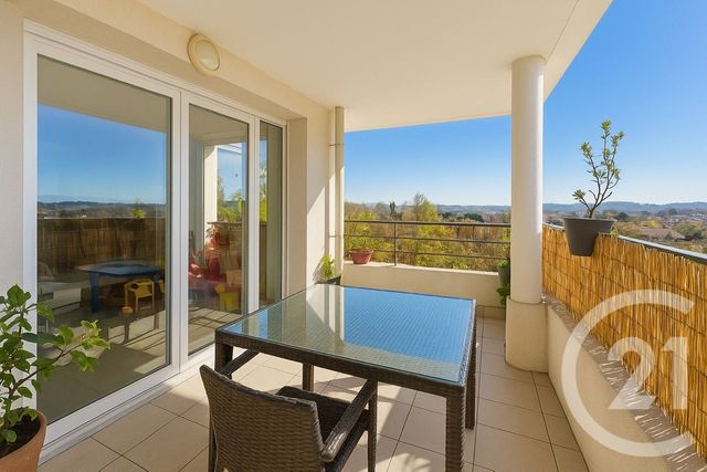 Appartement T3 à vendre - 3 pièces - 60.14 m2 - TOULON - 83 - PROVENCE-ALPES-COTE-D-AZUR - Century 21 Colbert Immobilier