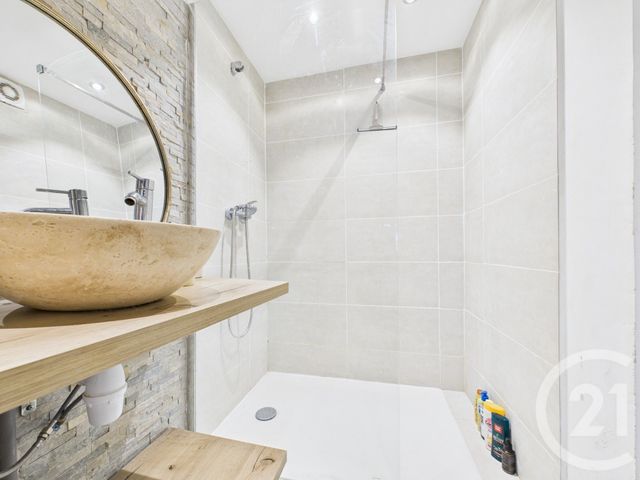 Appartement F3 à vendre - 3 pièces - 63.41 m2 - LA VALETTE DU VAR - 83 - PROVENCE-ALPES-COTE-D-AZUR - Century 21 Colbert Immobilier