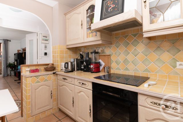 Appartement F3 à louer - 3 pièces - 58.78 m2 - LA VALETTE DU VAR - 83 - PROVENCE-ALPES-COTE-D-AZUR - Century 21 Colbert Immobilier