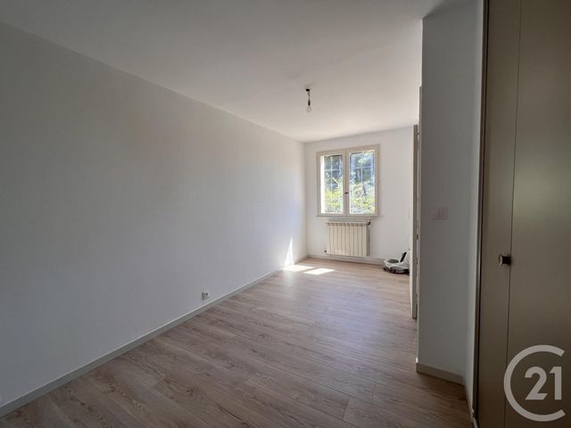 maison à louer - 3 pièces - 85.0 m2 - SANARY SUR MER - 83 - PROVENCE-ALPES-COTE-D-AZUR - Century 21 Colbert Immobilier