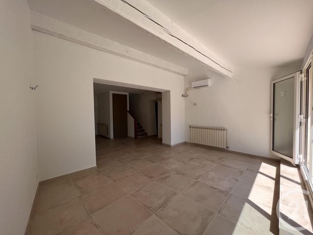 maison à louer - 3 pièces - 85.0 m2 - SANARY SUR MER - 83 - PROVENCE-ALPES-COTE-D-AZUR - Century 21 Colbert Immobilier